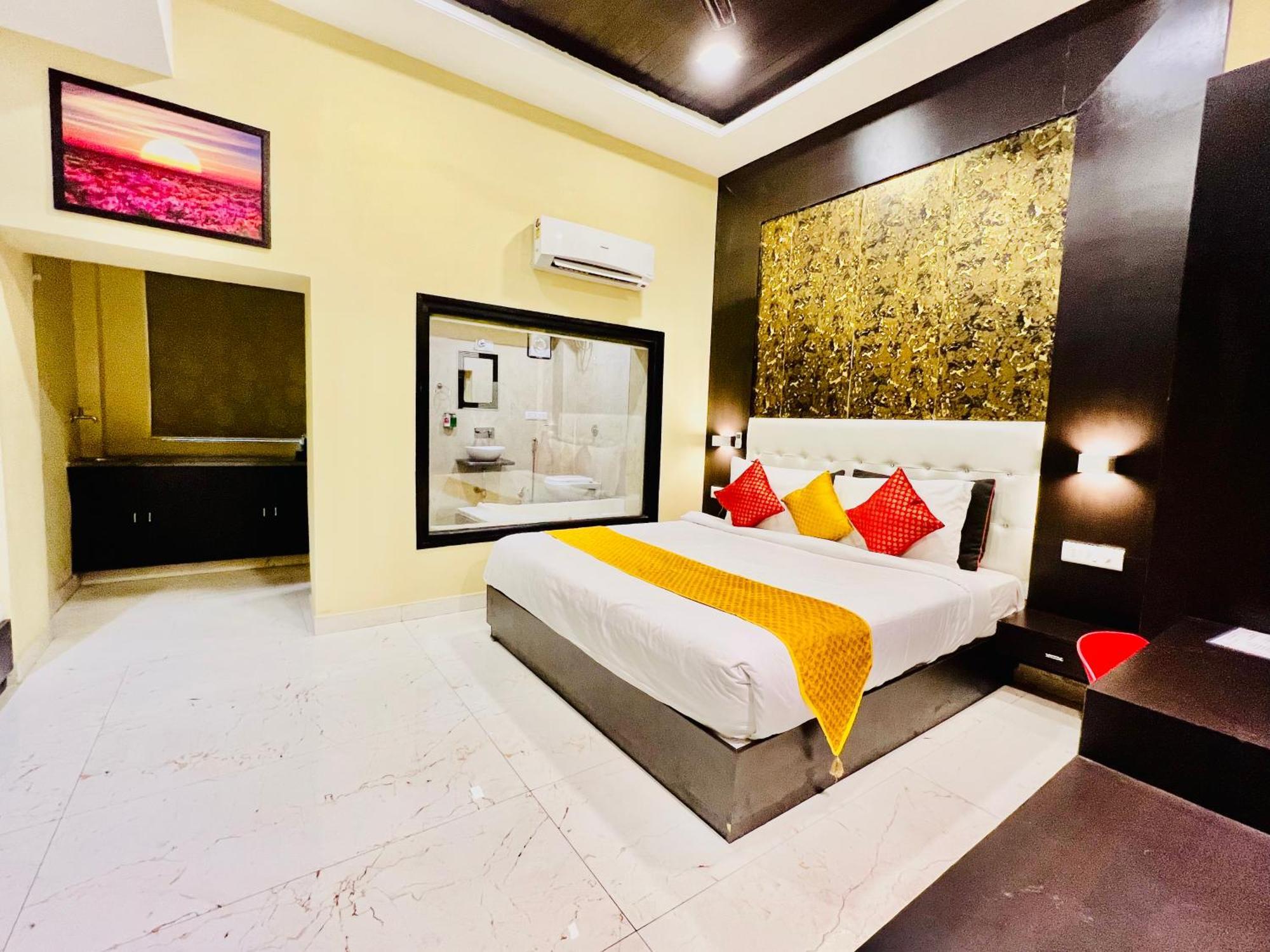 Hotel Grand Bhagwat, Udaipur Exterior foto